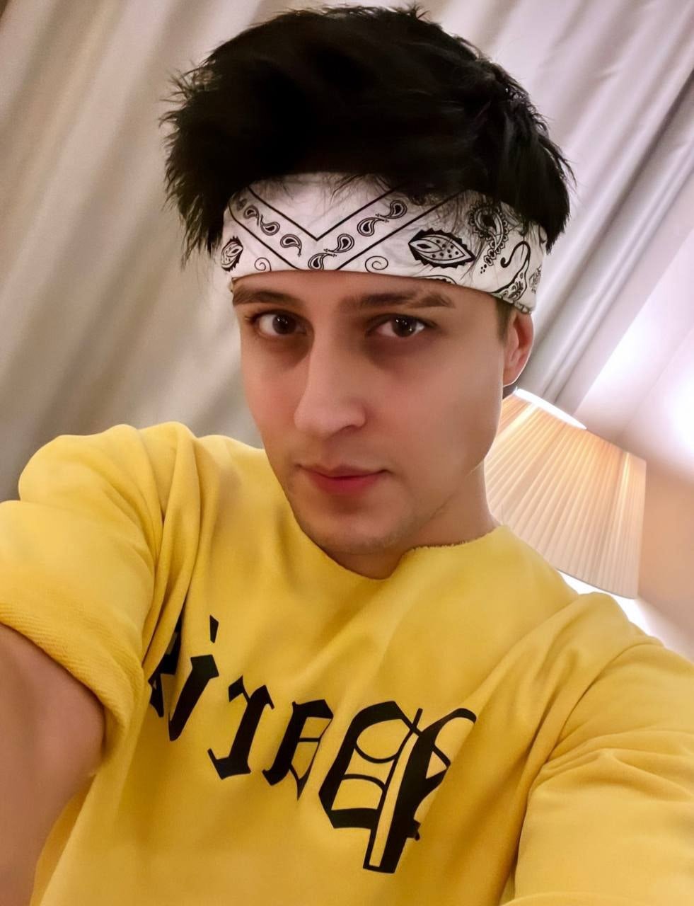 Певец Хабиб Шарипов