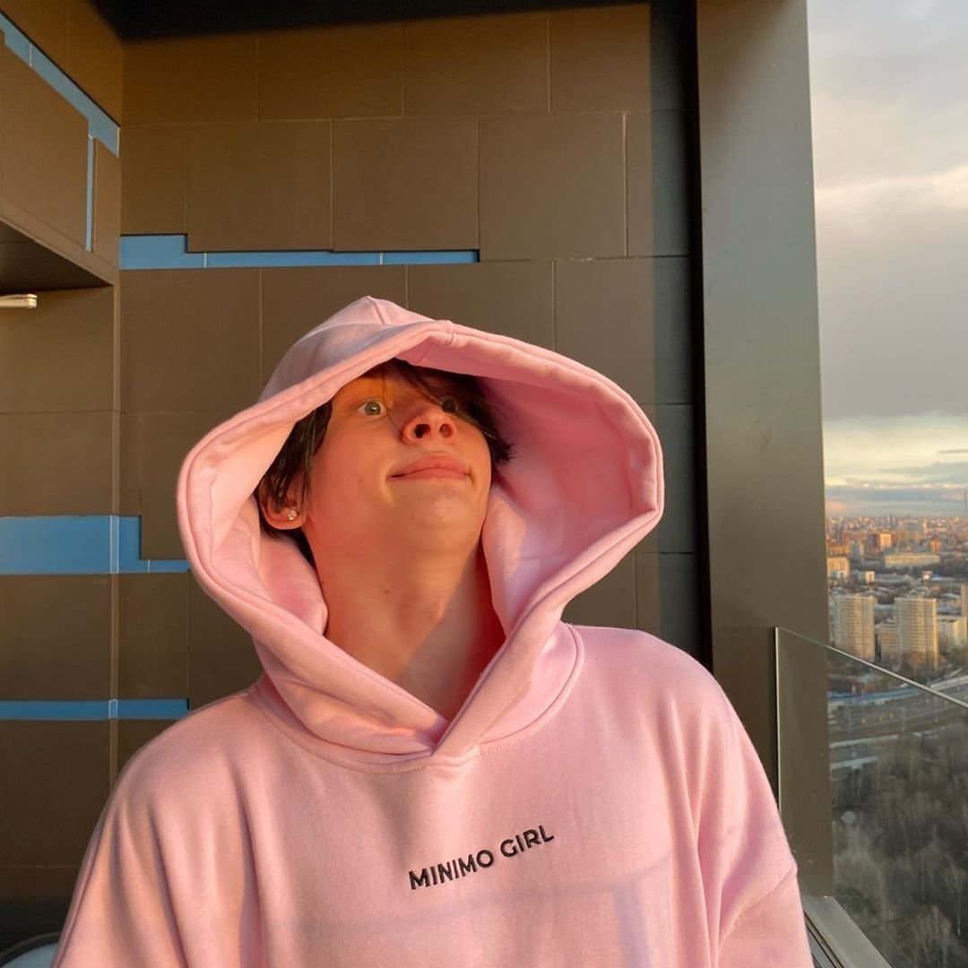 Худи Дани Милохина