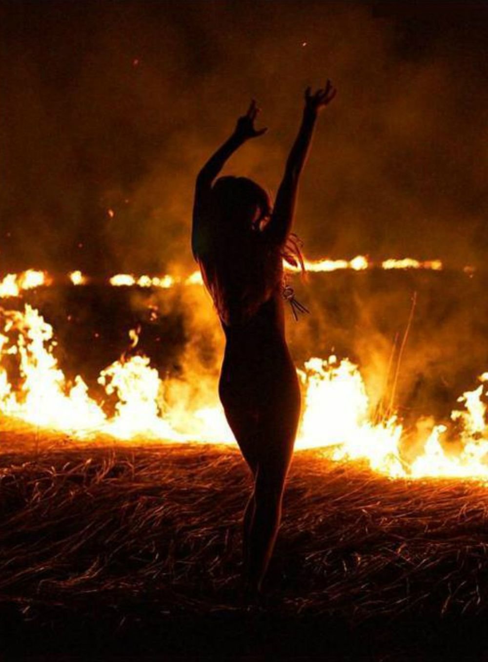 Огонь ведьмы