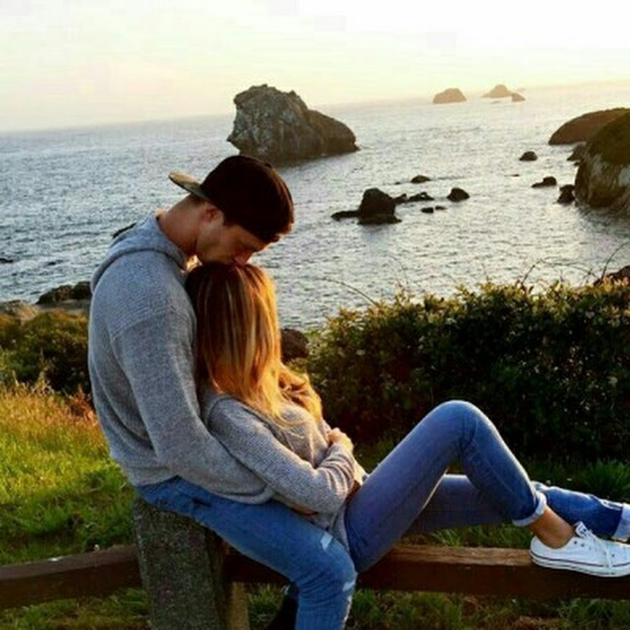 Влюблённые подростки