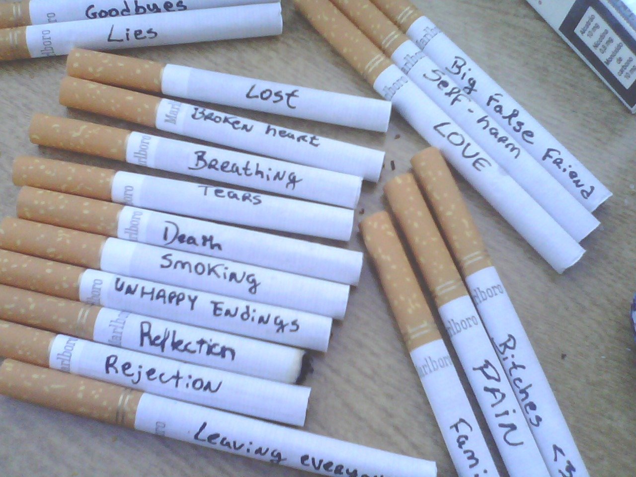 Надписи на сигаретах