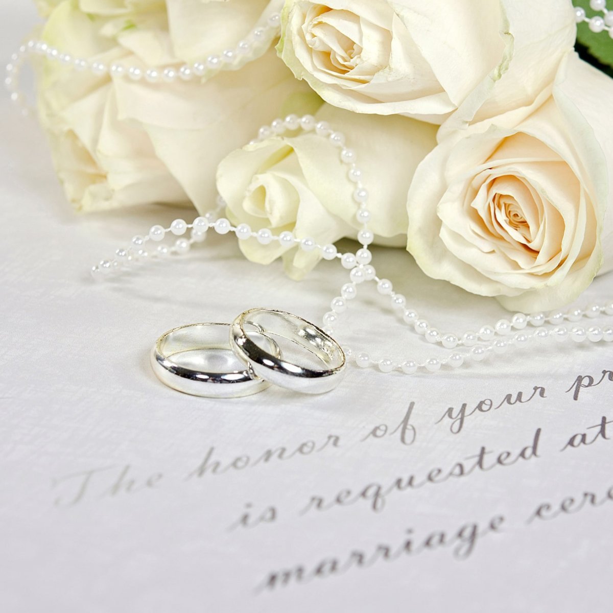 С днем свадьбы!