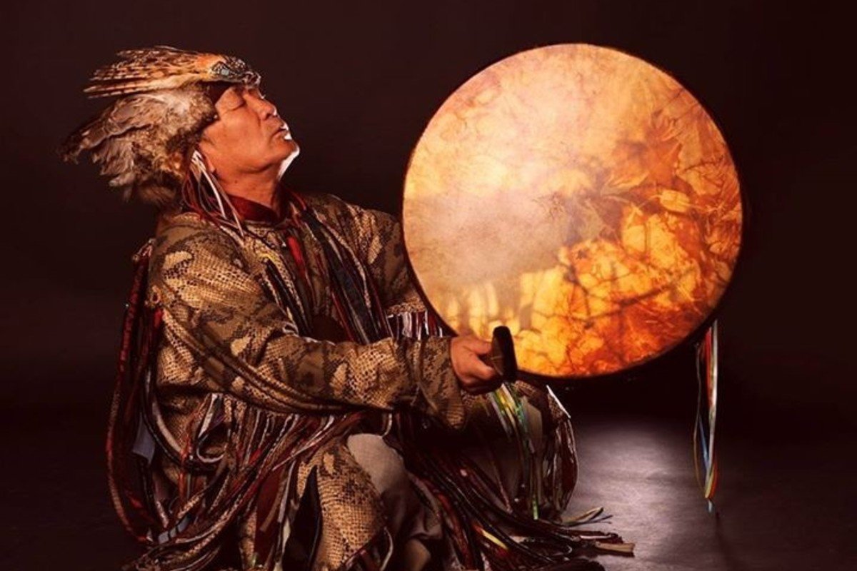 Шаман манси