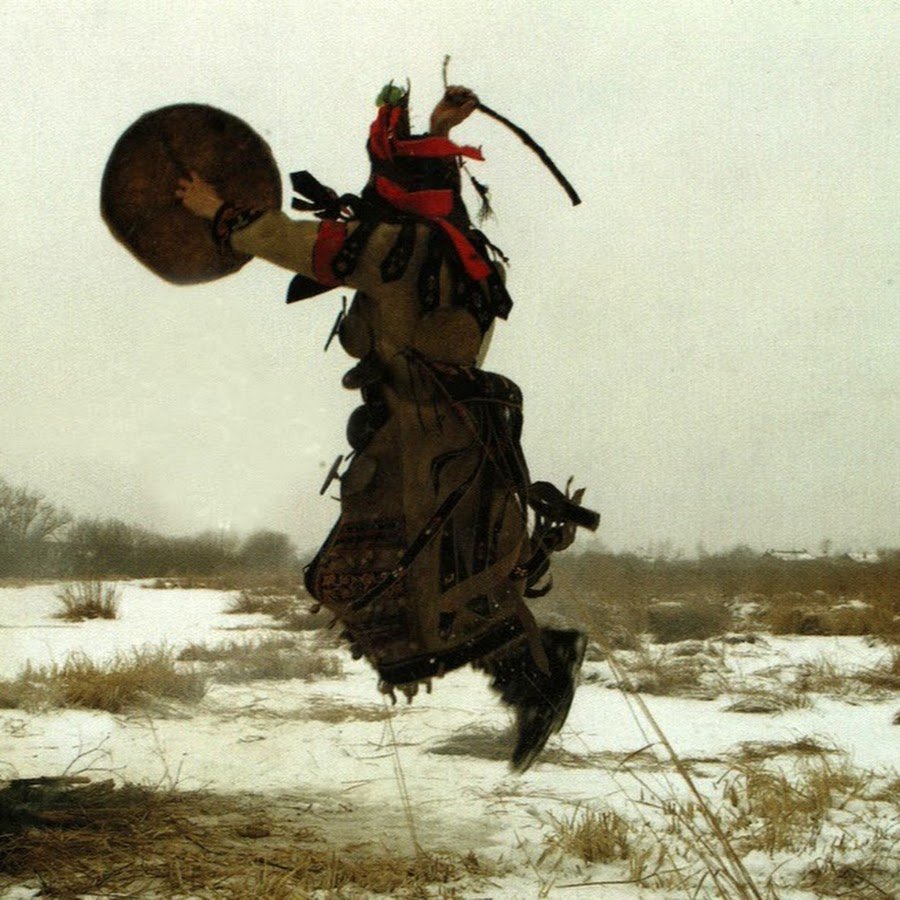 Танец шамана с бубном