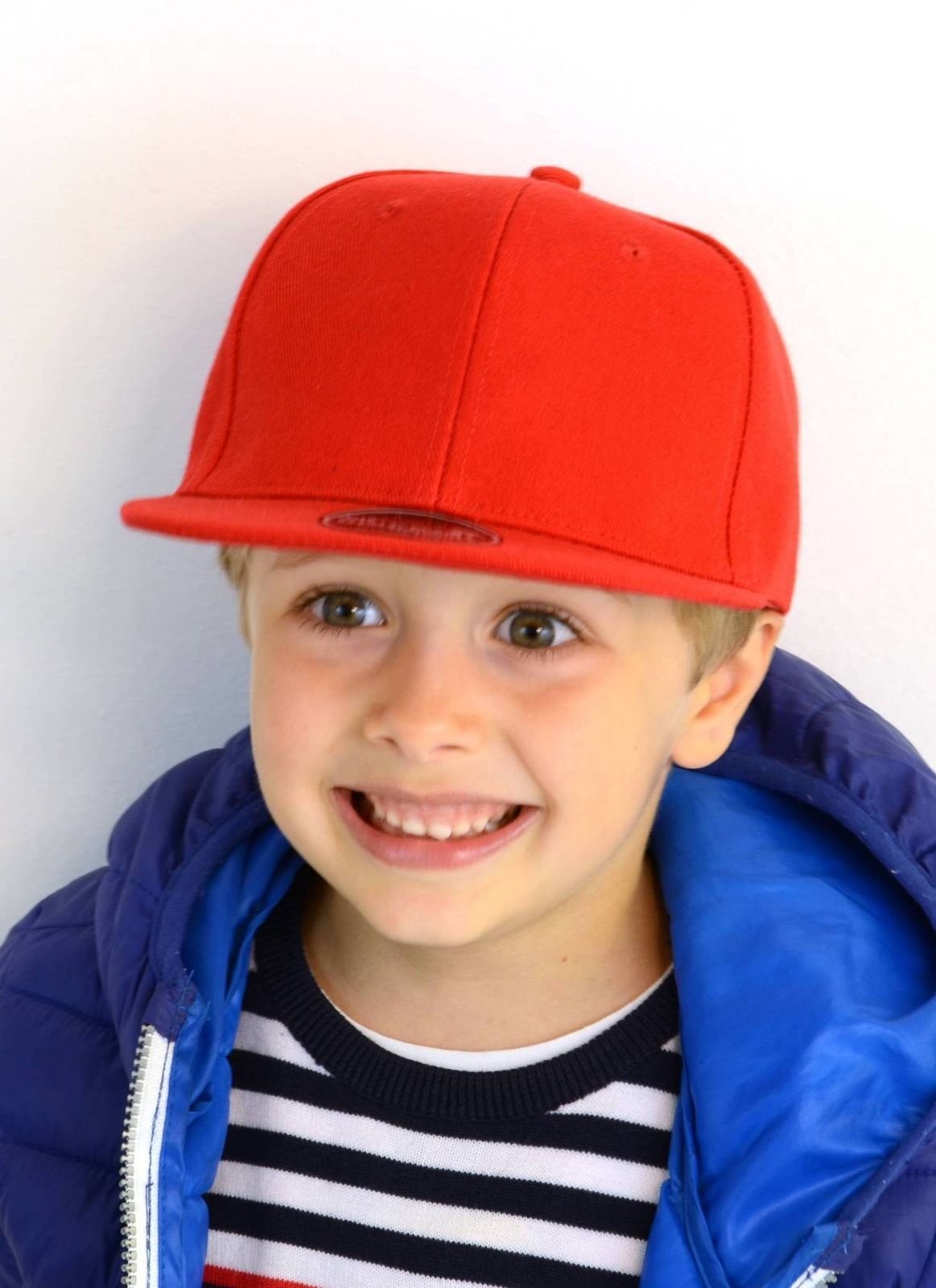 Кепка с большим козырьком