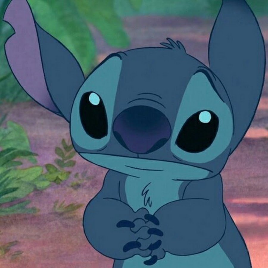 Стич улыбается из Лило и Стич