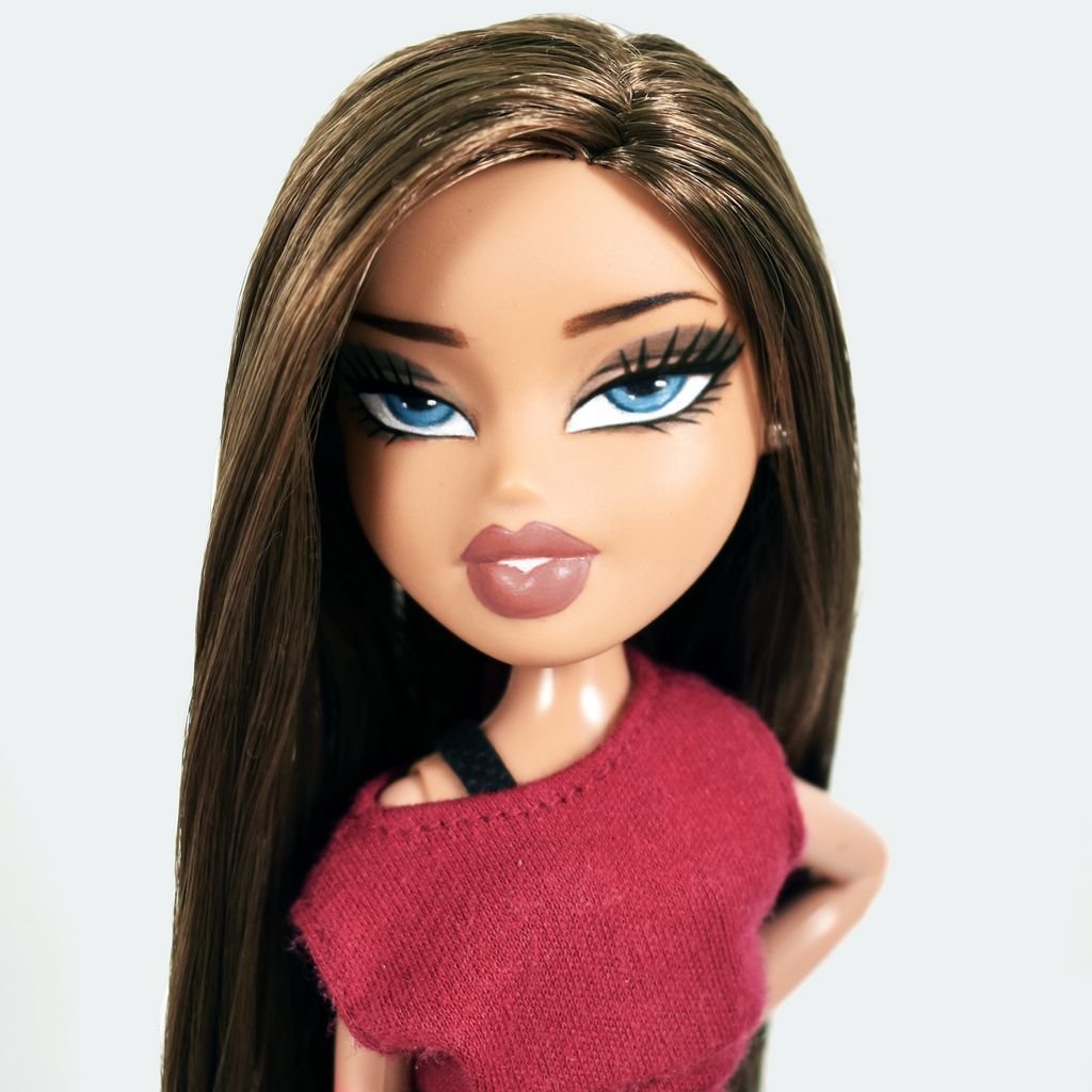 Кукла братц темная