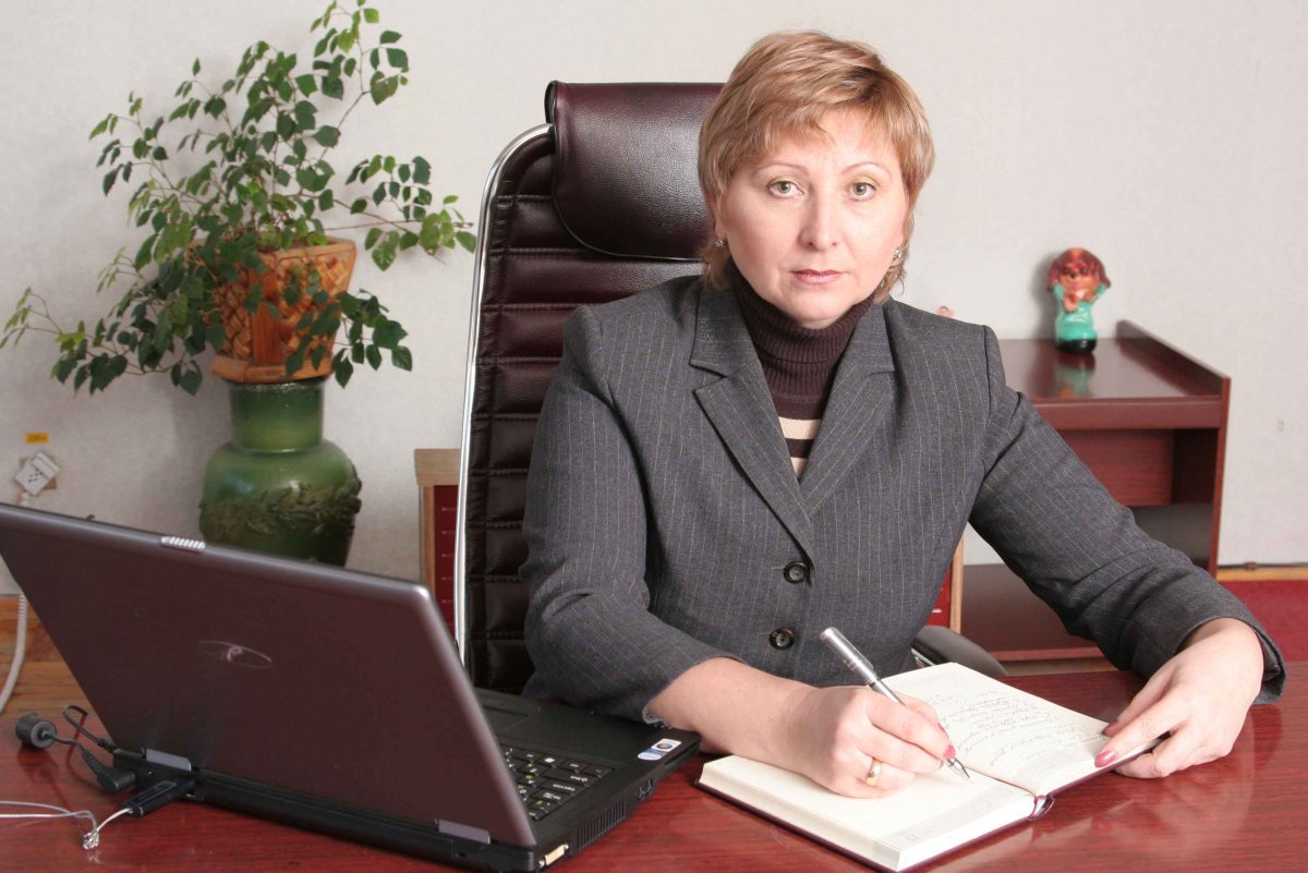 Жмуйд Лариса Константиновна начальник управления архитектуры