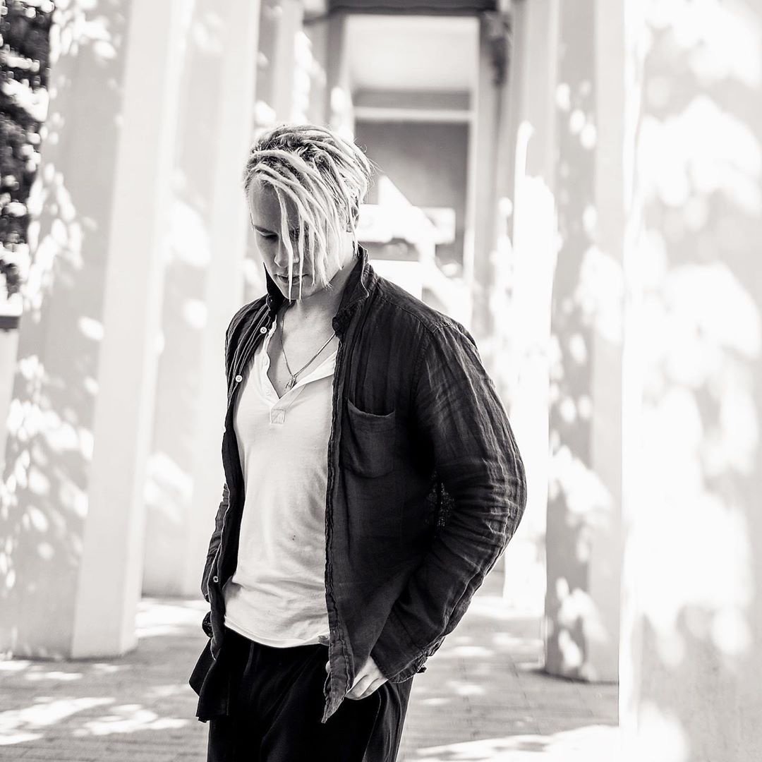 Ярослав дронов шаман