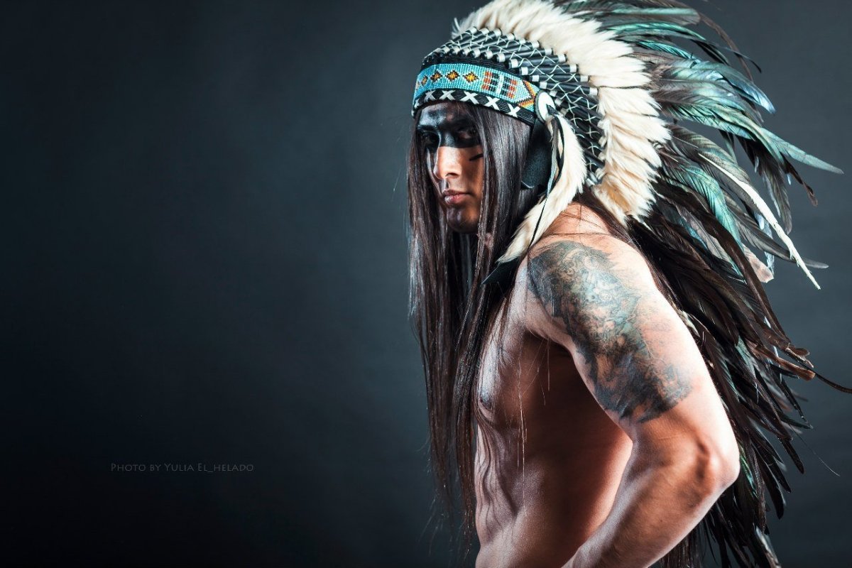 Певец Ярослав дронов