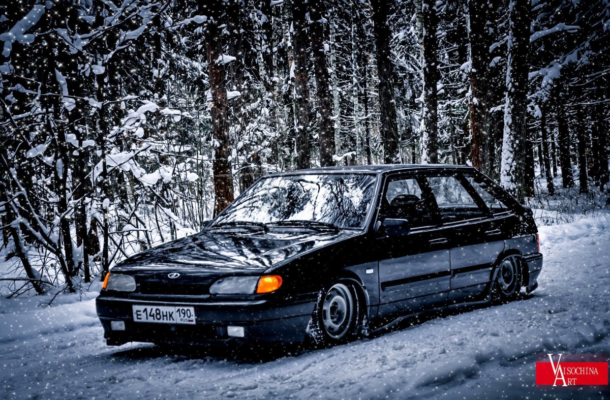 ВАЗ 2114 черная зимой
