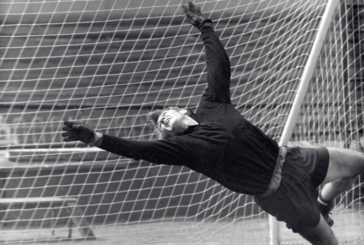 Футбол вратарь Лев Яшин