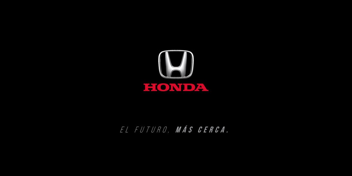 Логотип Хонда на черном фоне