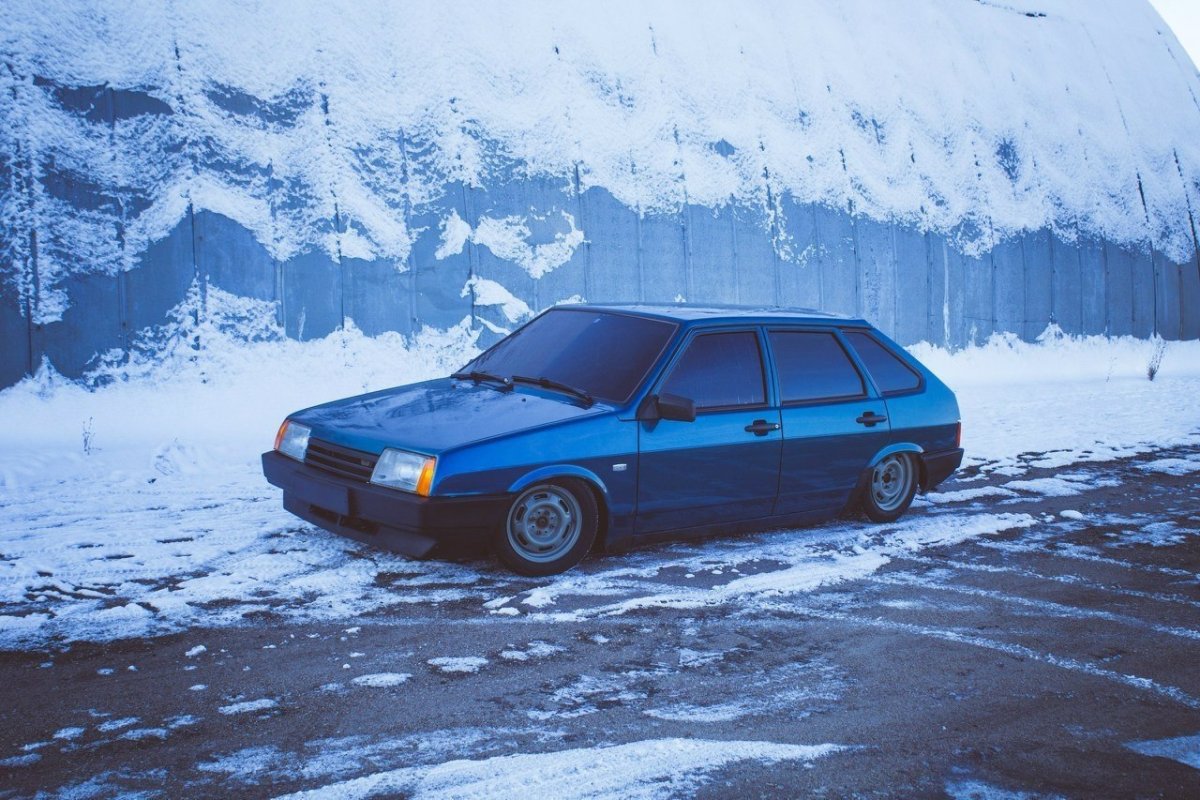 Голубая ВАЗ 2109 БПАН