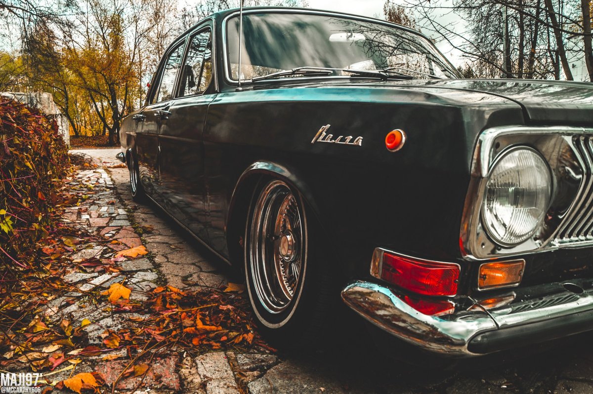 Волга ГАЗ 24 лоурайдер