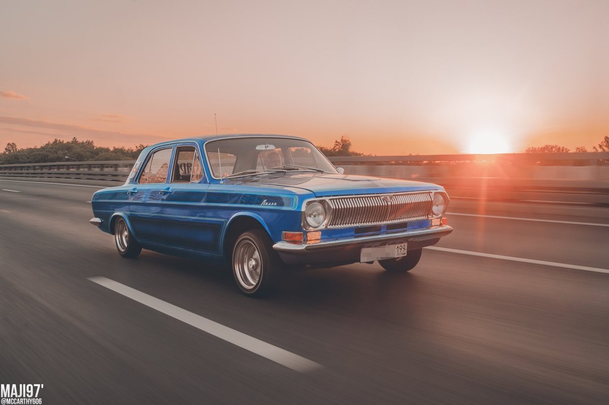 Волга ГАЗ 24 лоурайдер