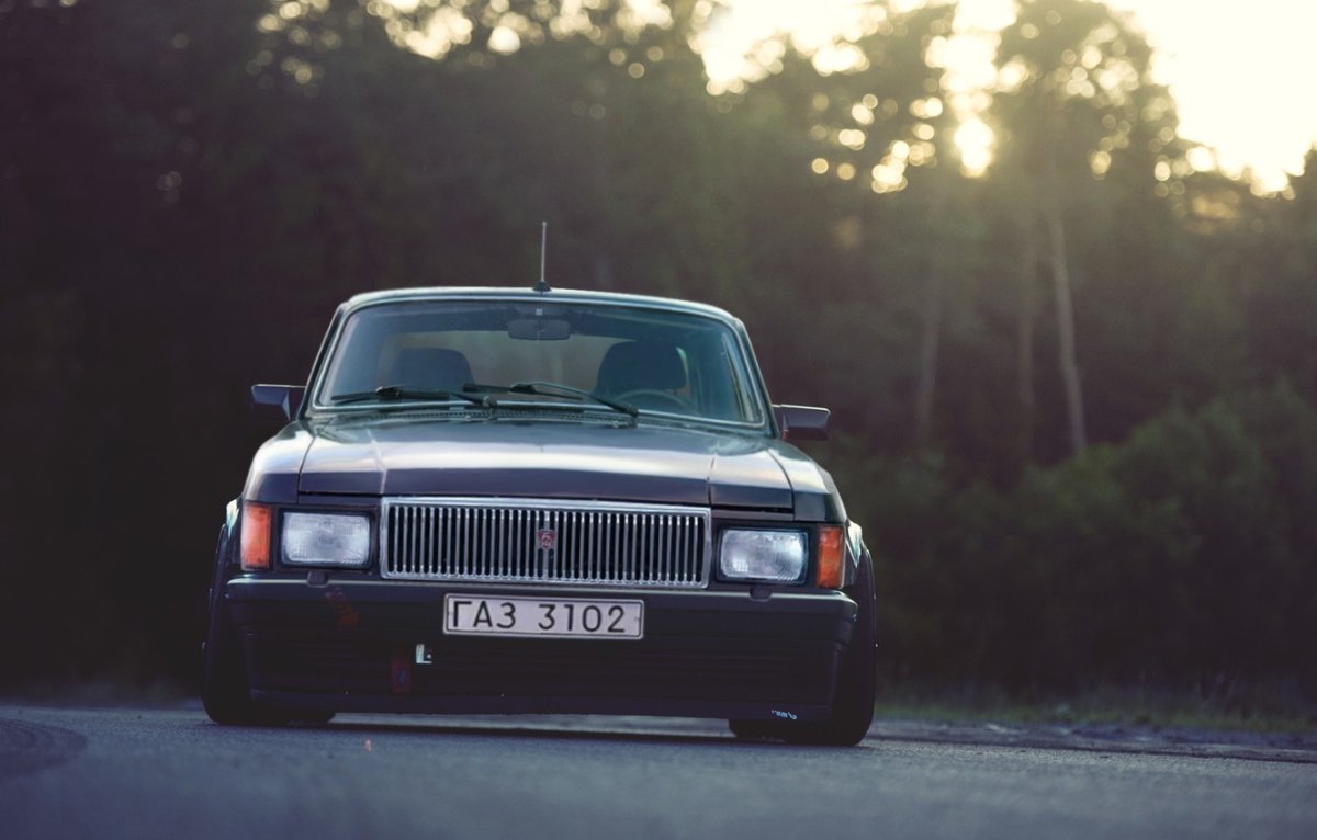 Волга ГАЗ 3102