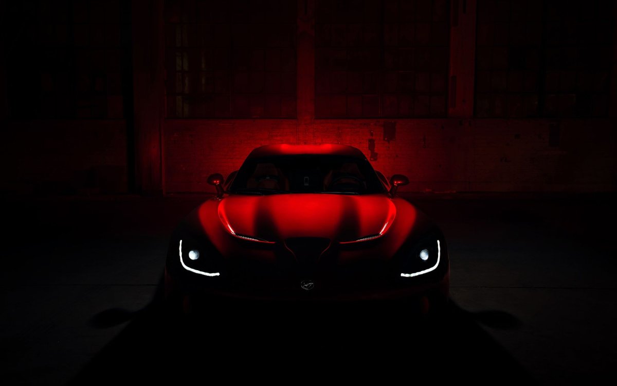 Dodge Viper в темноте