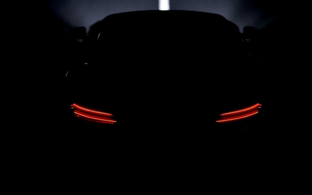 Машина в темноте