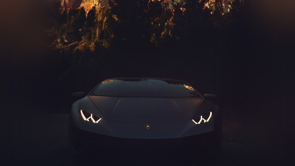 Машина в темноте