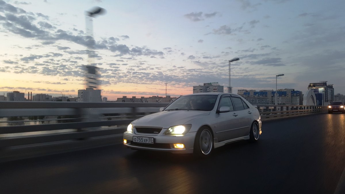 Toyota Altezza