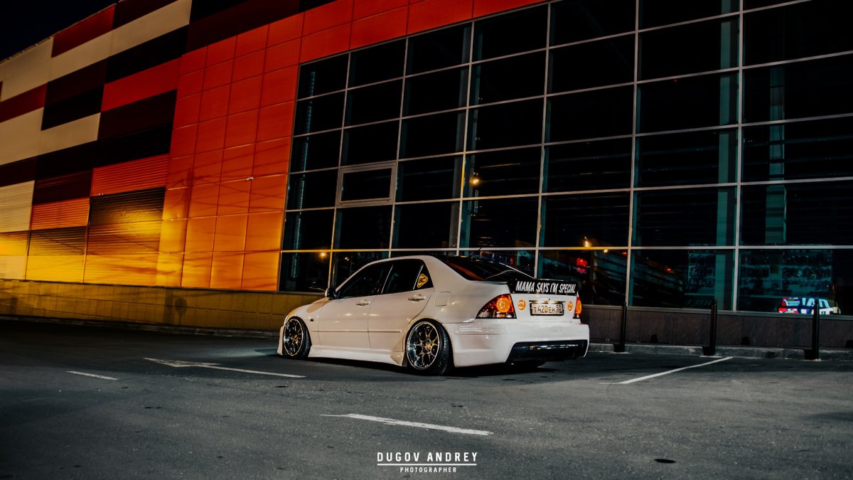 Toyota Altezza 2 поколение