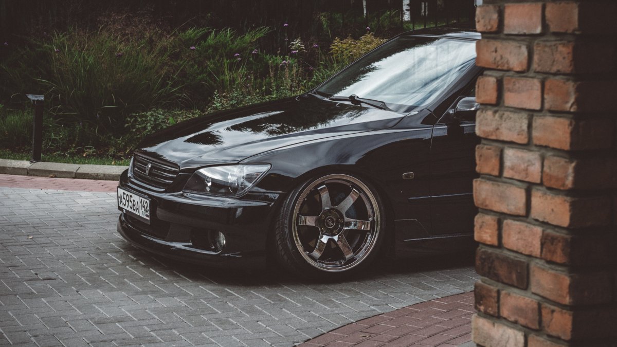 Тойота Альтеза 99