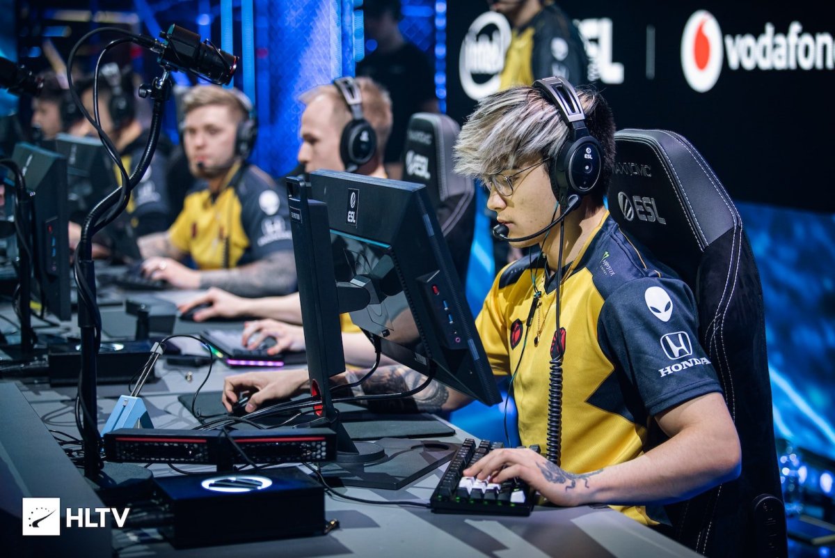 Киберспорт по со