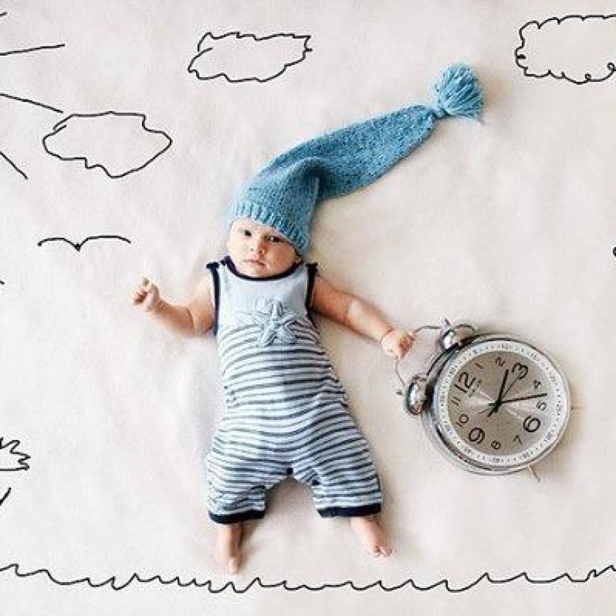 Фотосессия новорожденного по месяцам