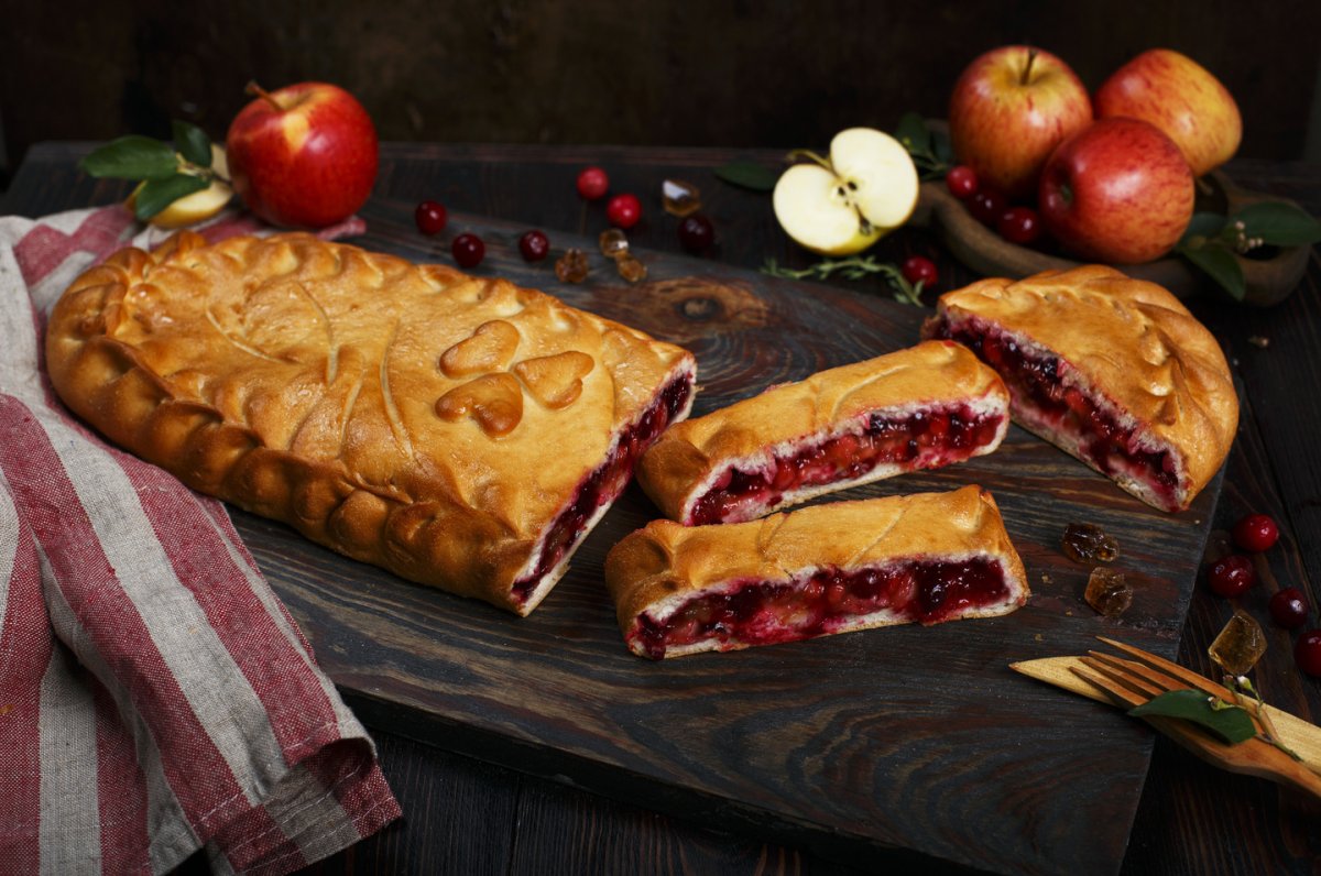 Пирог с клюквой