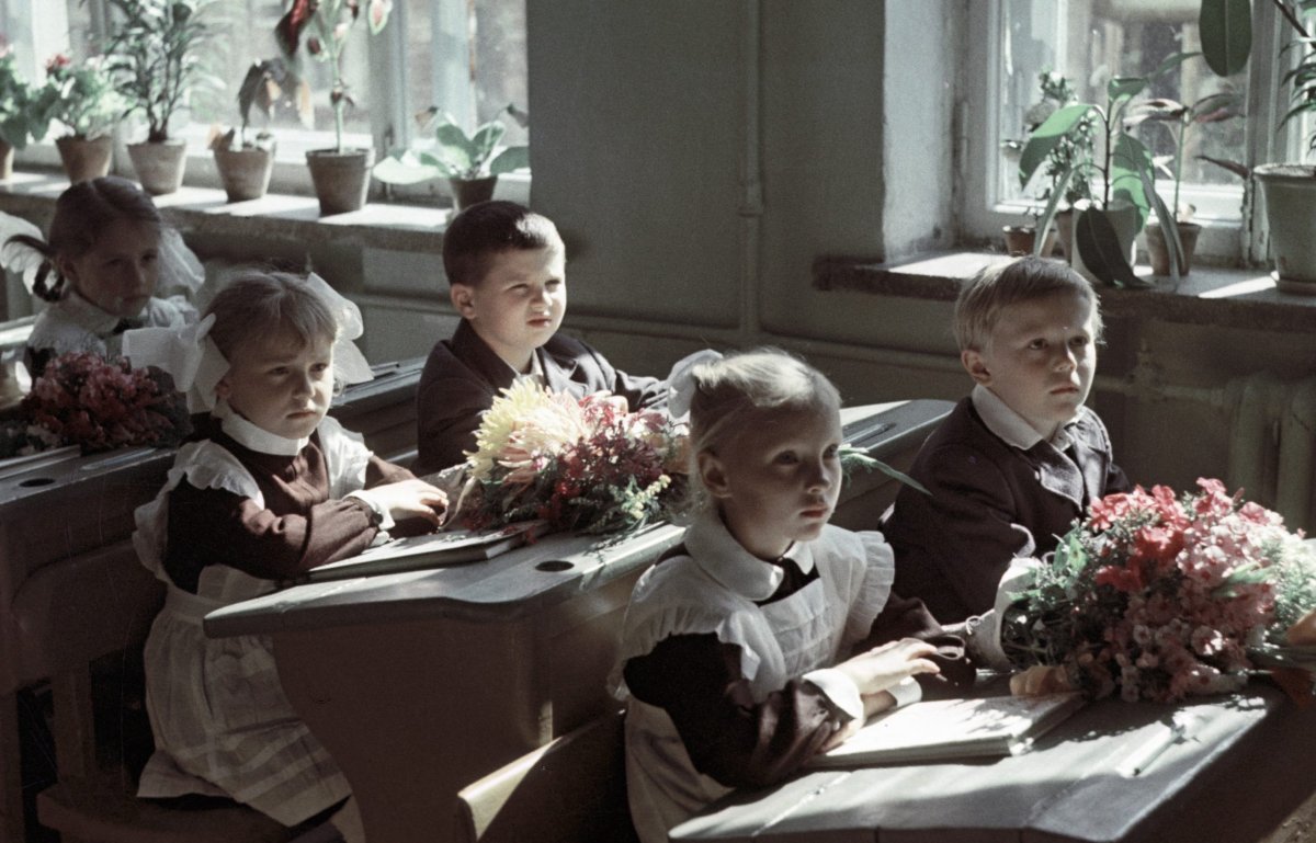 Иван тихий "прием в пионеры" (1952)