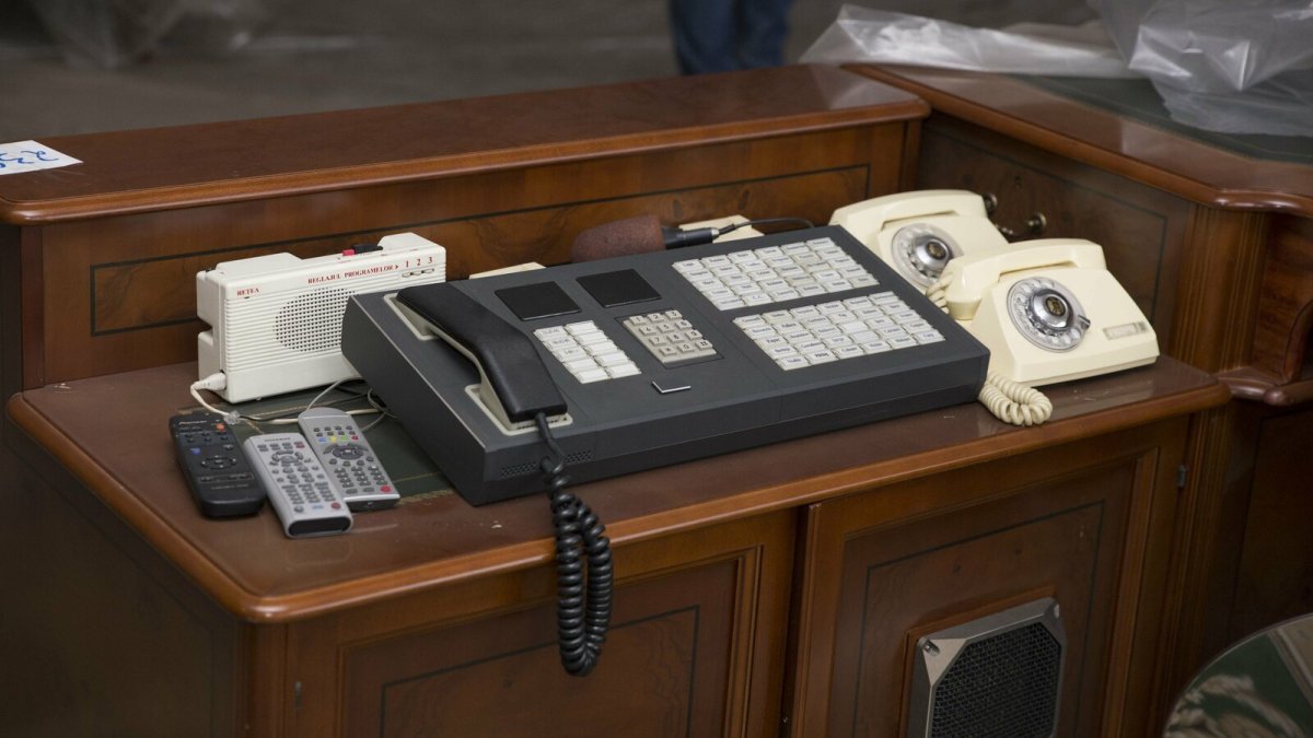 Телефонный аппарат вертушка