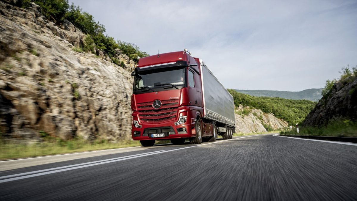Mercedes Benz Actros 2019