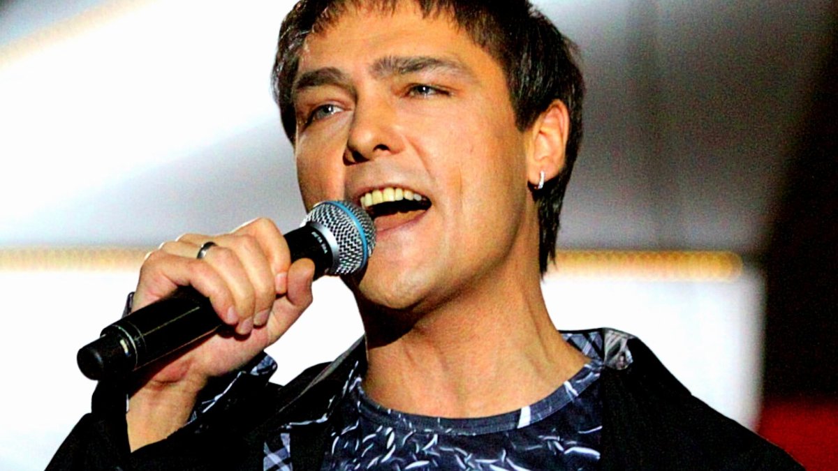 Юрий Шатунов лысый