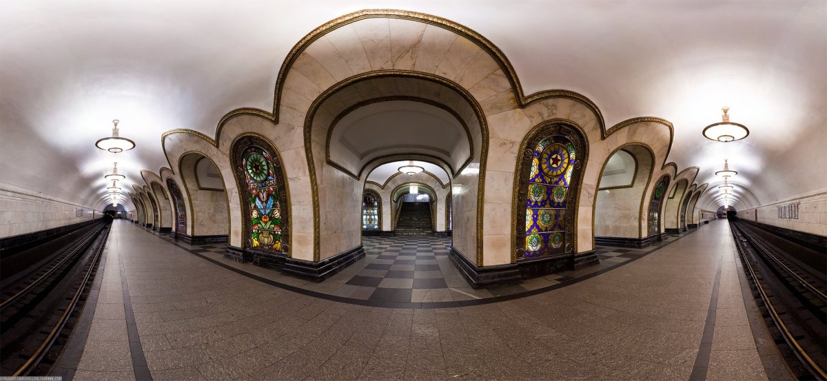 Станция Новослободская панорама