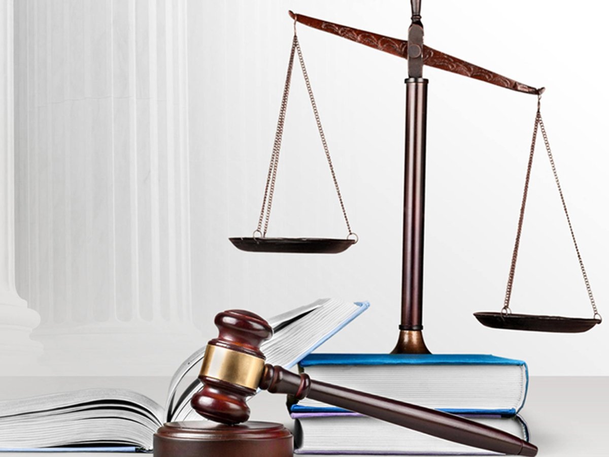 Адвокат фон