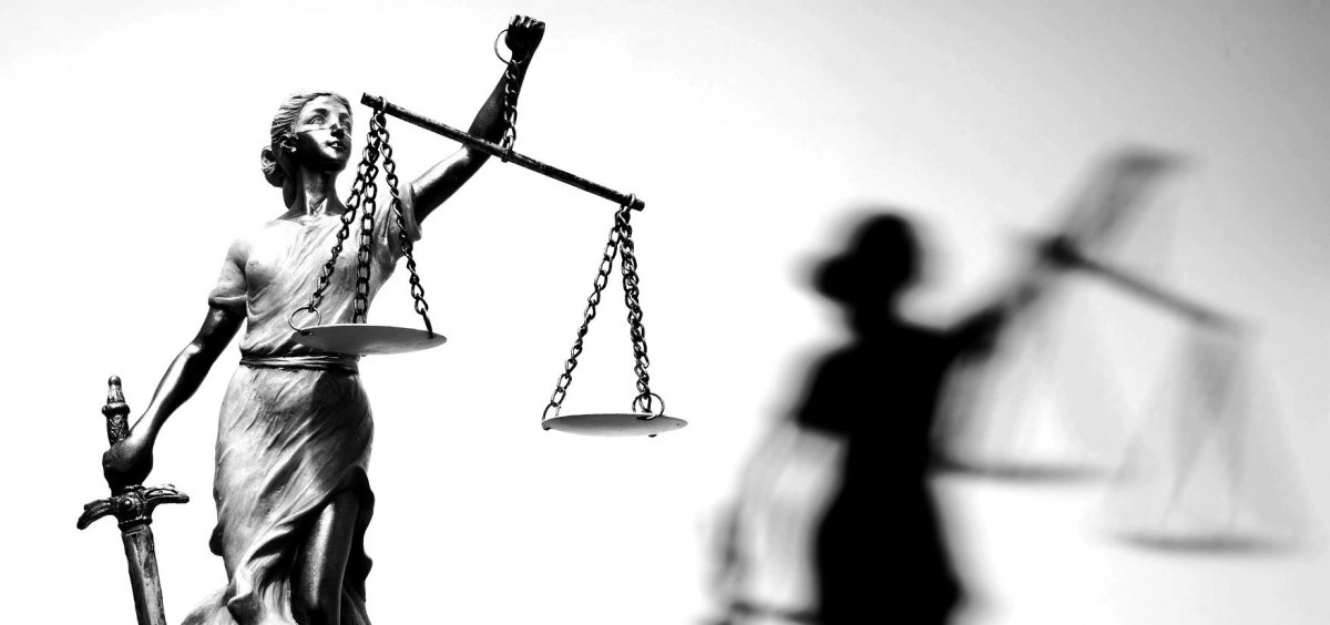 Весы правосудия