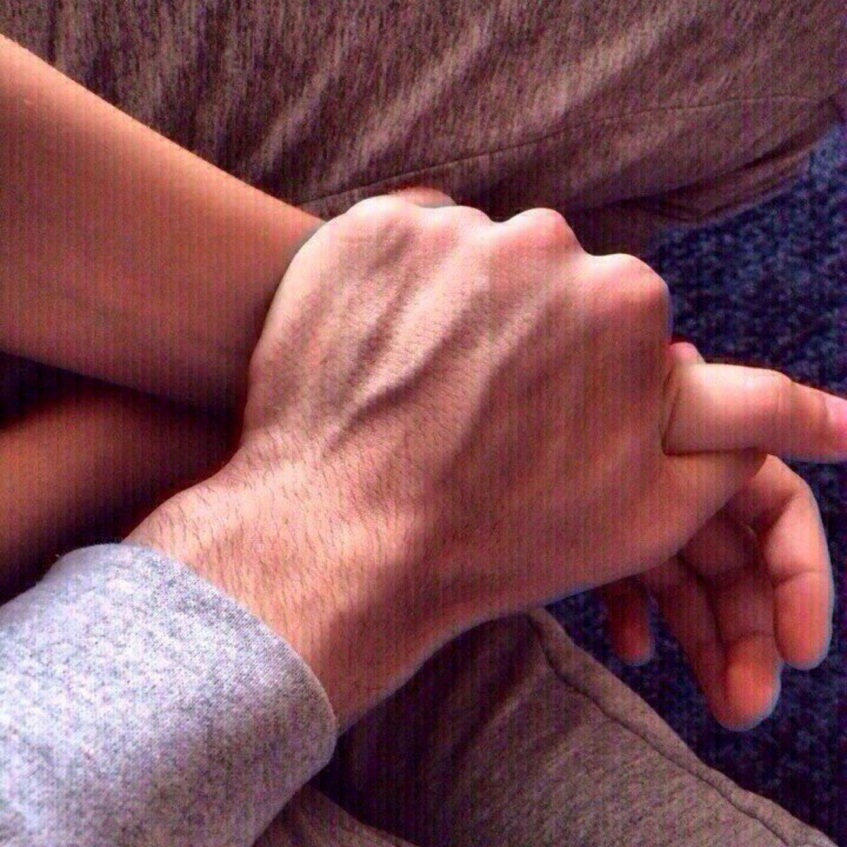 Рука в руке