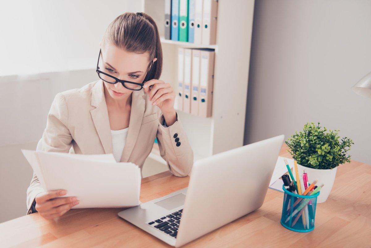 Бухгалтер Ирина