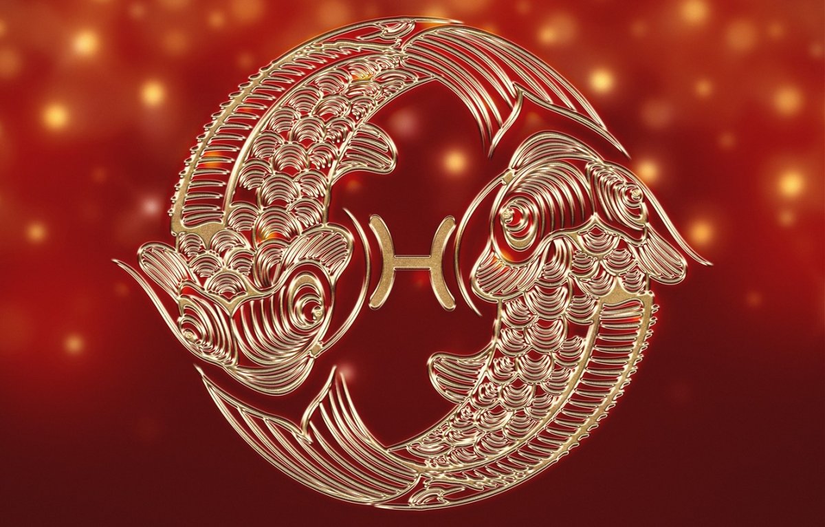 Рыбы гороскоп на черном фоне