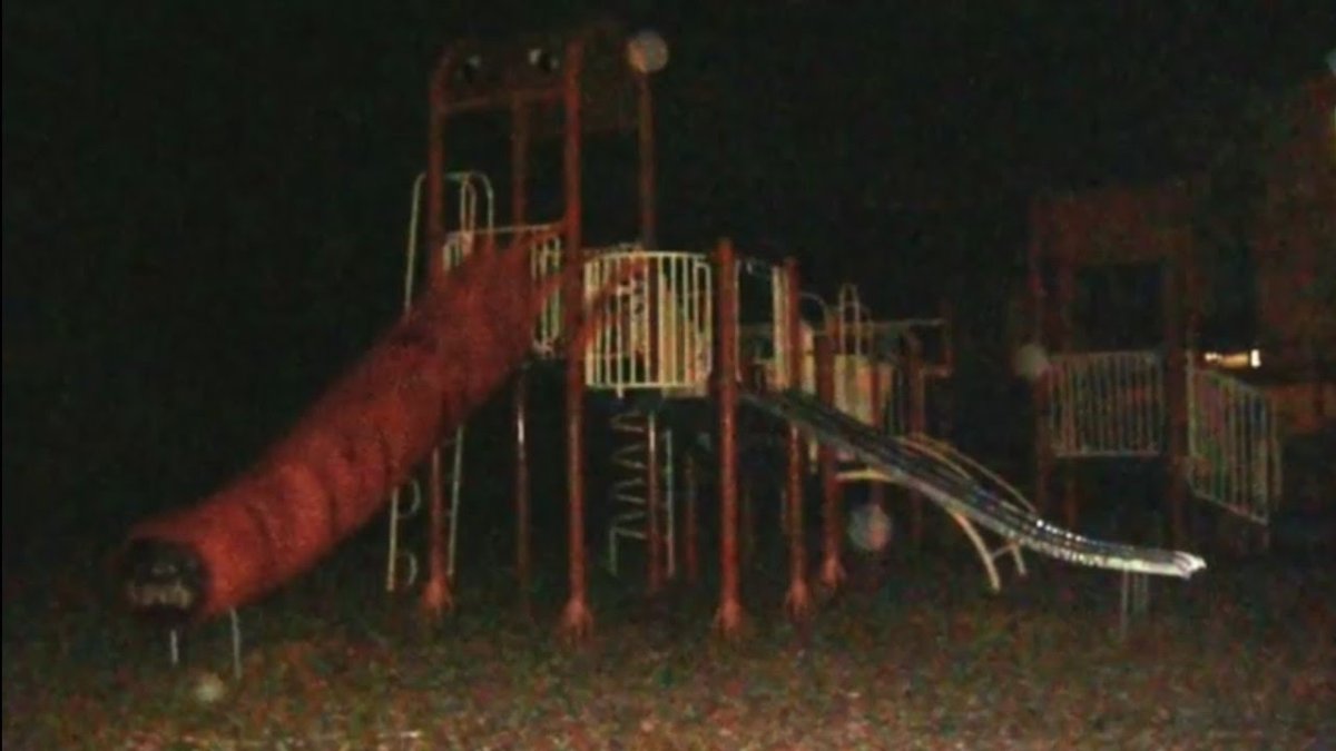 Детская горка монстр Тревор Хендерсон