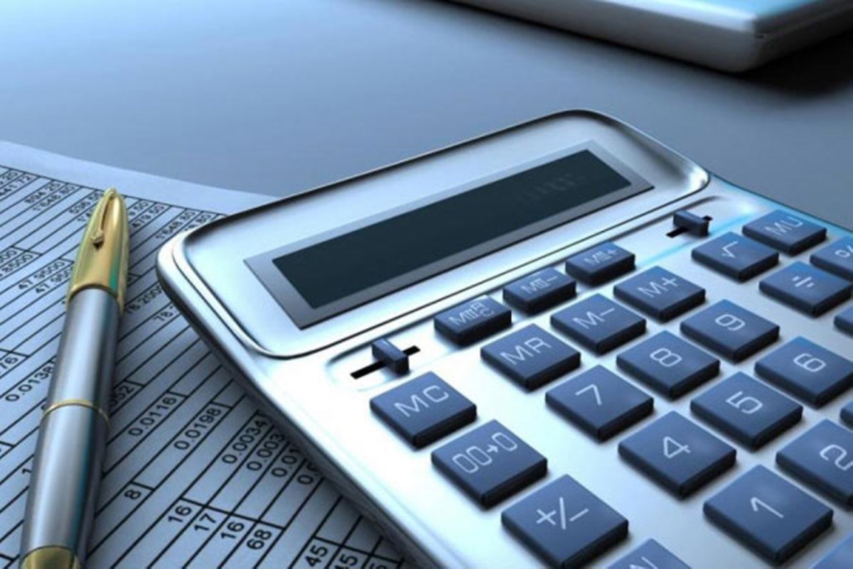 Калькулятор и деньги