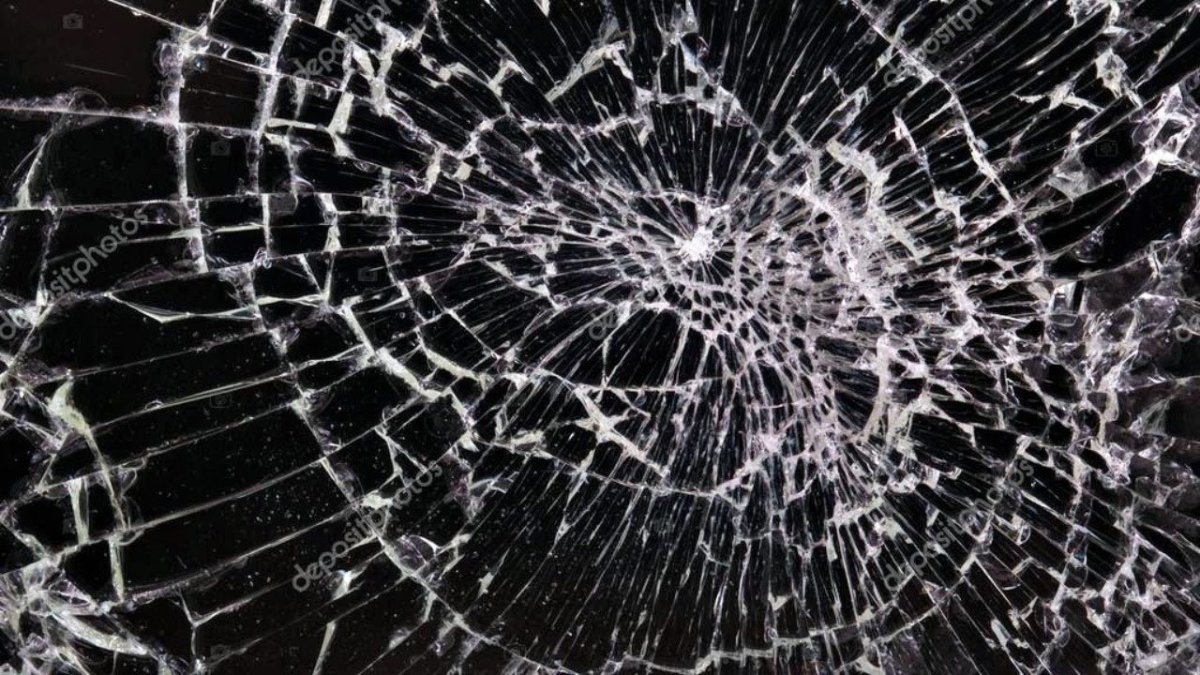 Картина разбитого стекла