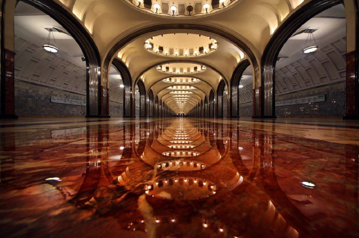 Маяковская станция метро Москва