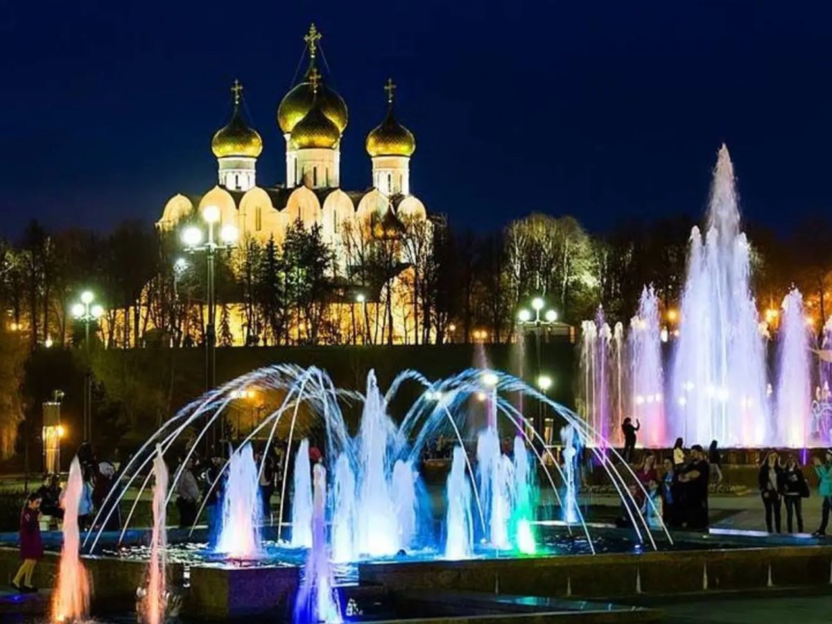 Ярославль стрелка фонтаны