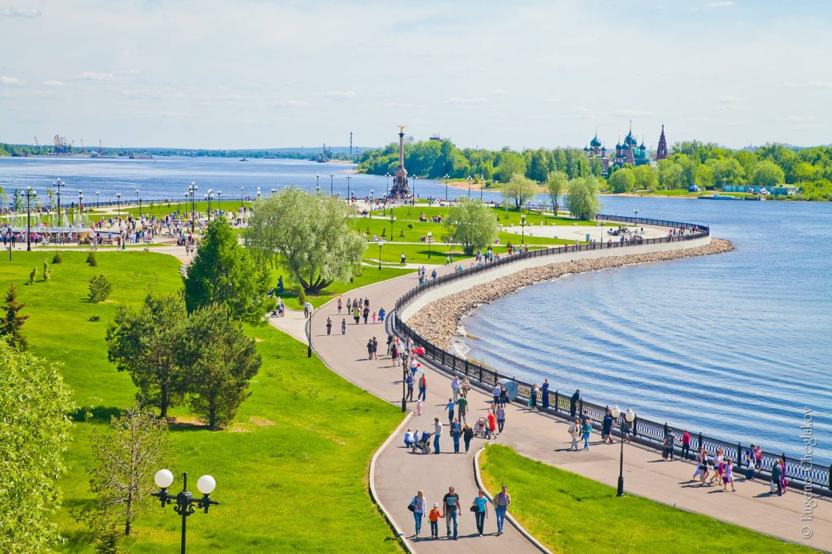 Набережная реки Которосль в Ярославле