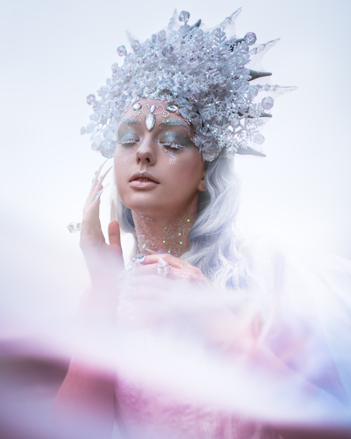 Снежная девушка