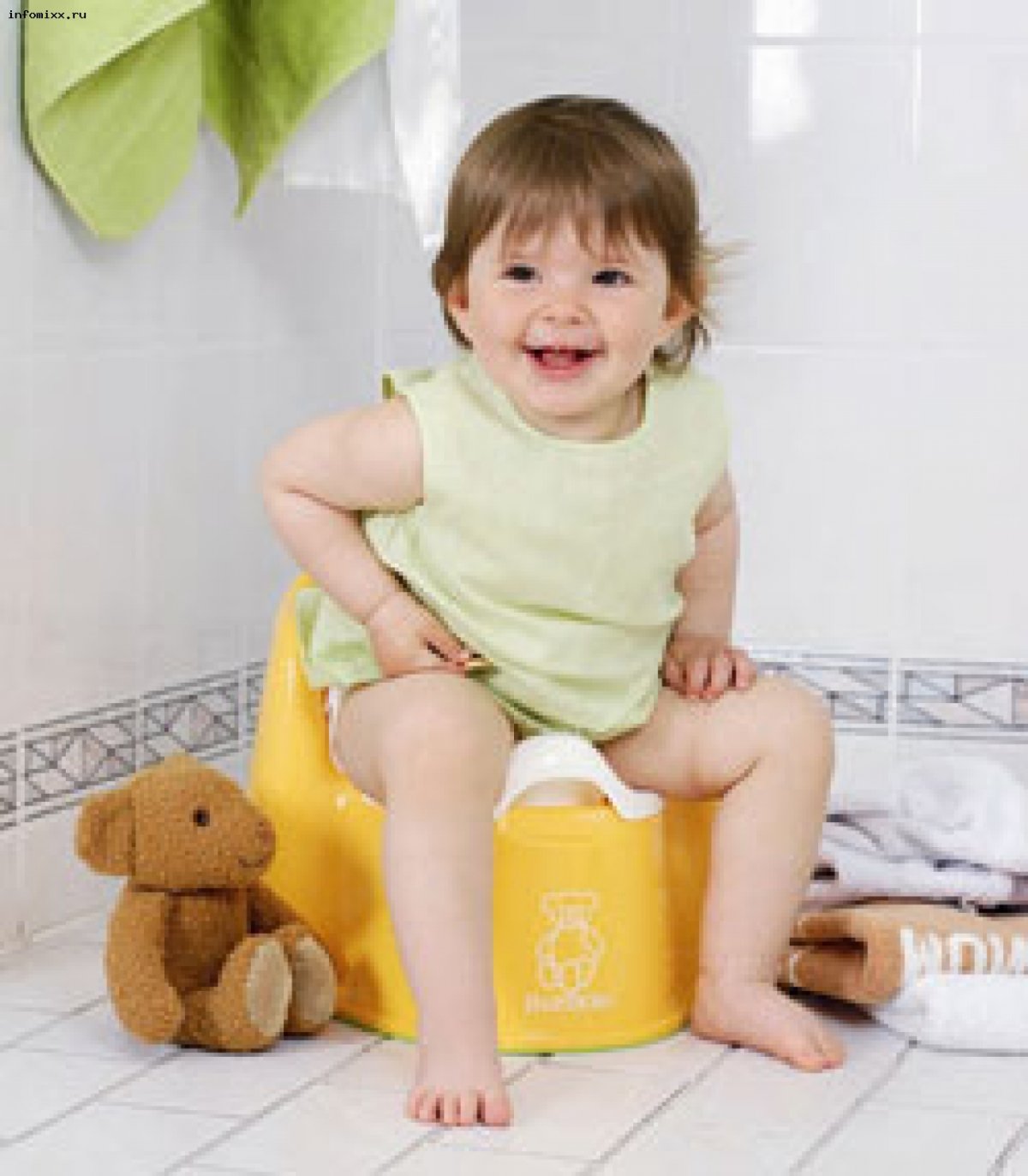 Ребенок на горшке