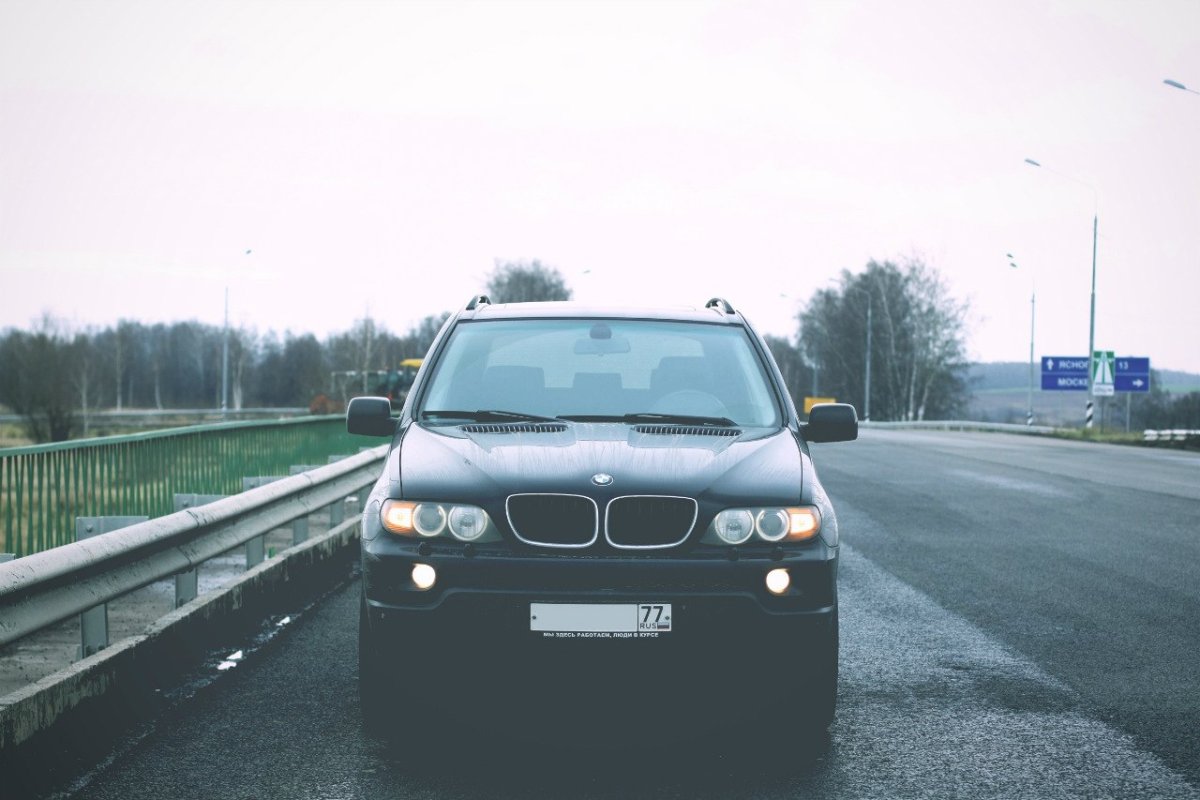 БМВ x5 е53 бумер