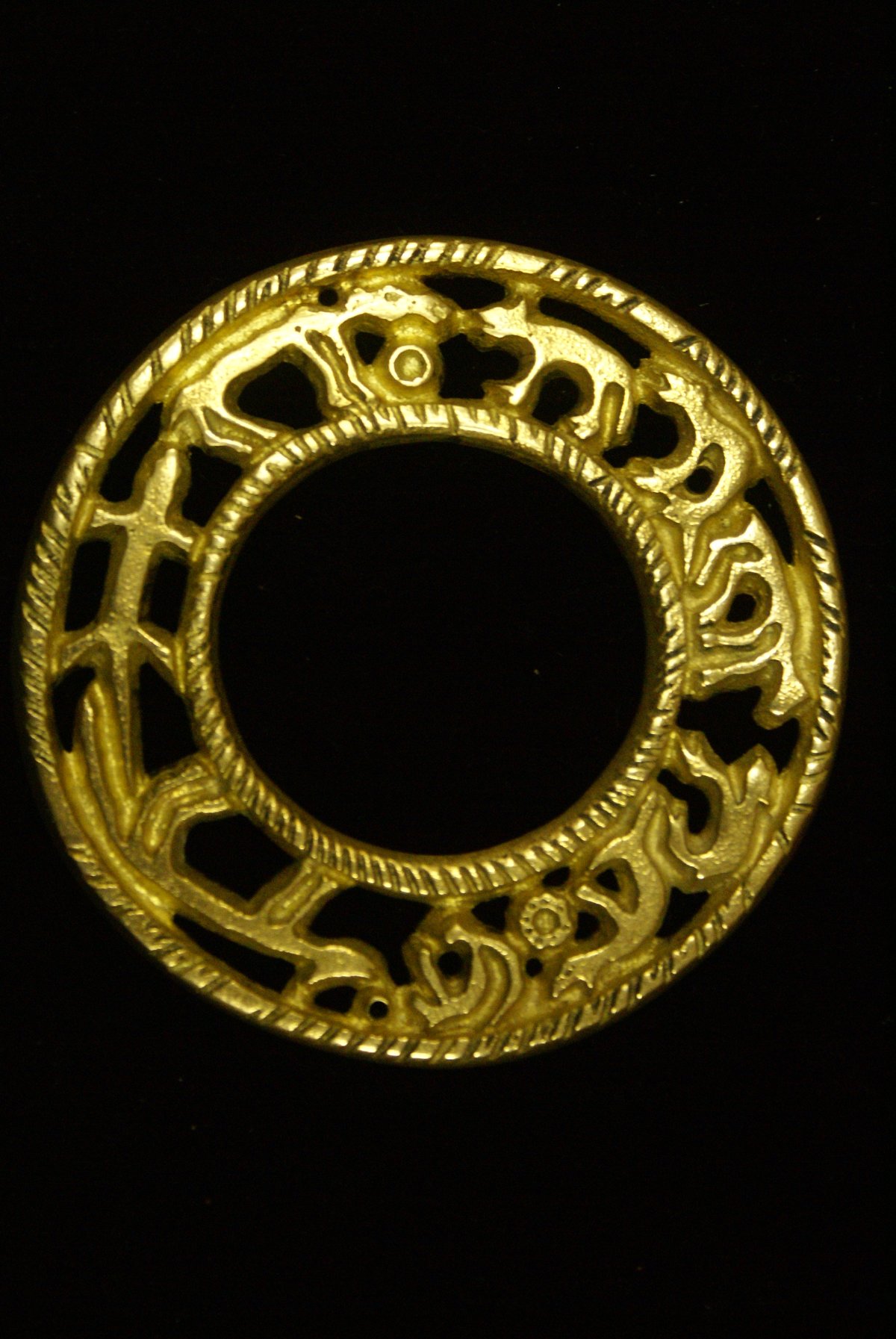 Пермский звериный стиль медведь